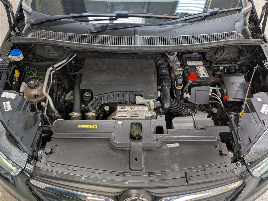 <p>2020 VAUXHALL GRANDLAND X SE TURBO</p>