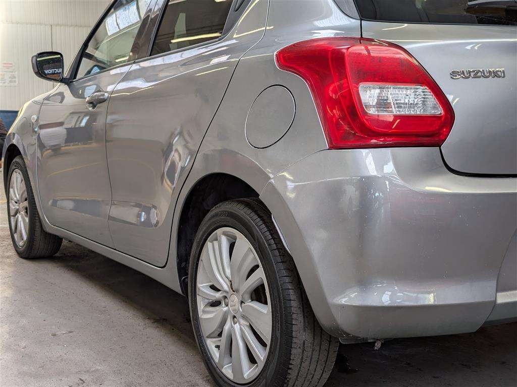 <p>2017 SUZUKI SWIFT SZ-T BOOSTERJET</p>