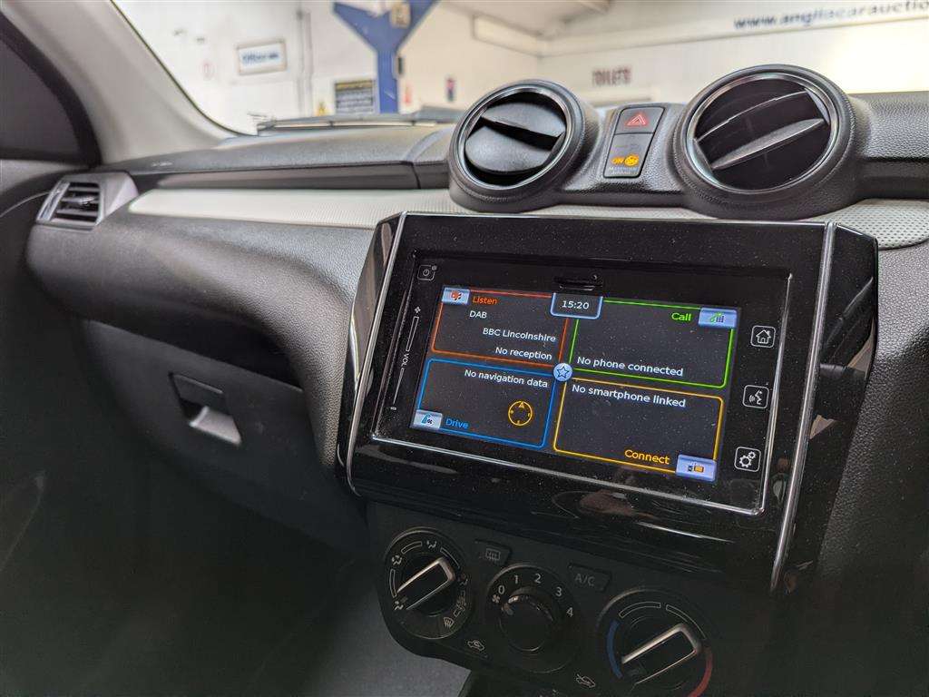 <p>2017 SUZUKI SWIFT SZ-T BOOSTERJET</p>