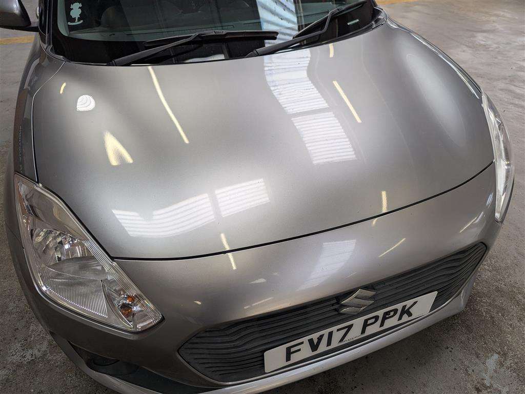 <p>2017 SUZUKI SWIFT SZ-T BOOSTERJET</p>