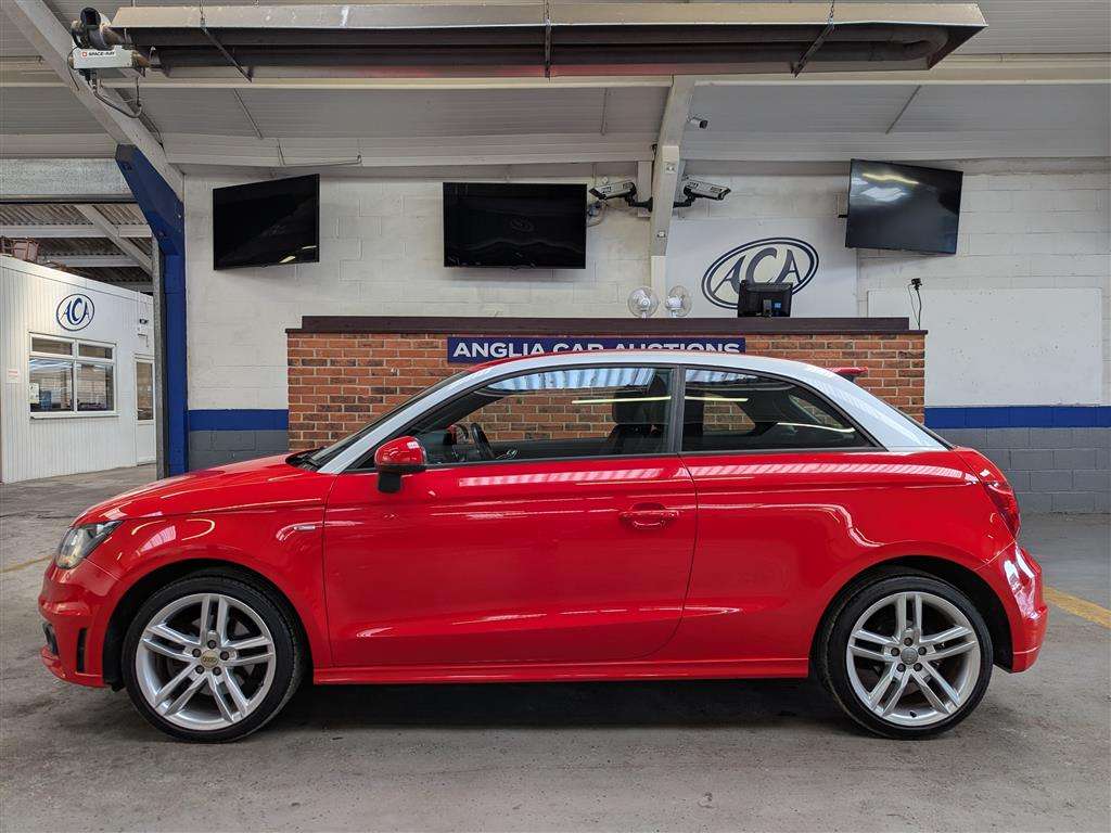 <p>2013 AUDI A1 S LINE TFSI</p>