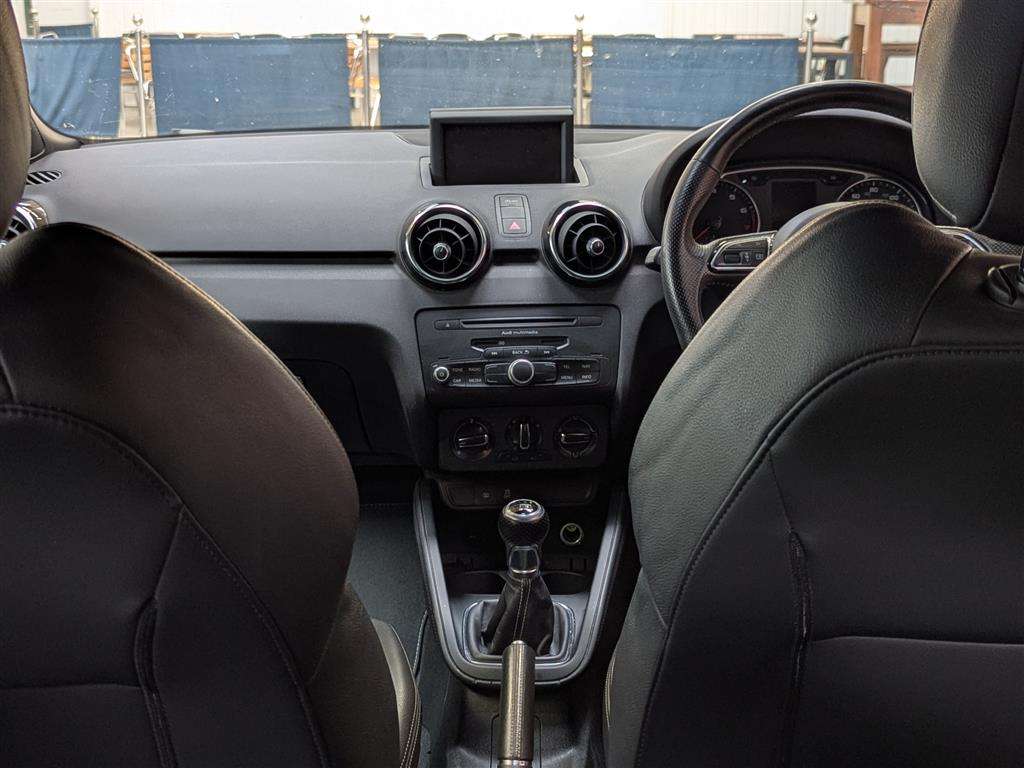 <p>2013 AUDI A1 S LINE TFSI</p>