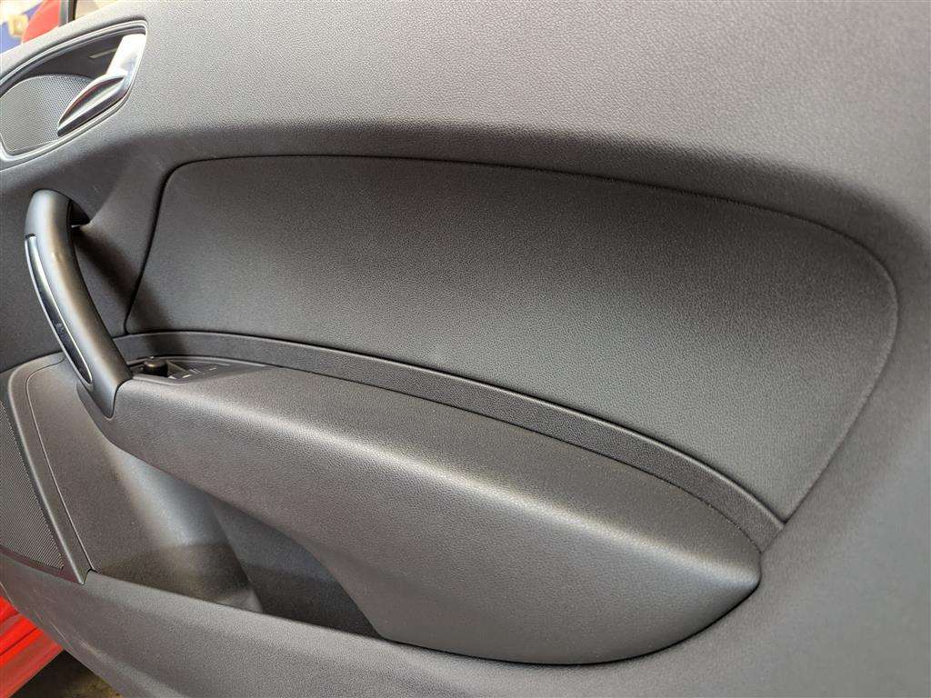<p>2013 AUDI A1 S LINE TFSI</p>