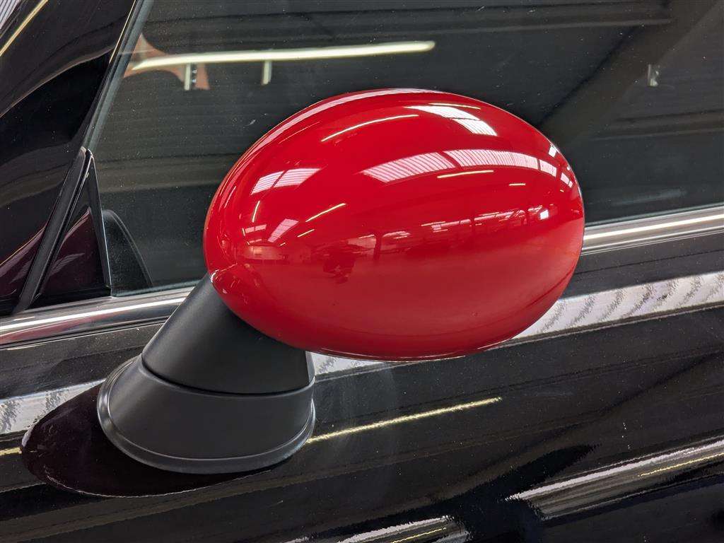 <p>2017 MINI COOPER S AUTO</p>