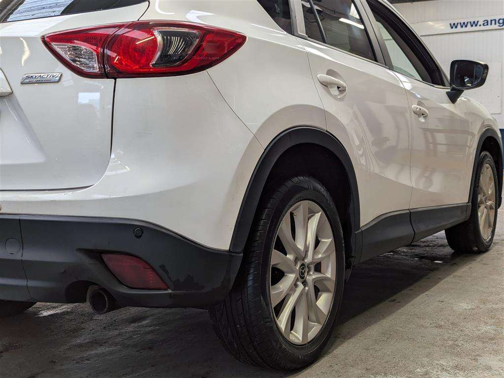 <p>2013 MAZDA CX-5 SPORT NAV D</p>