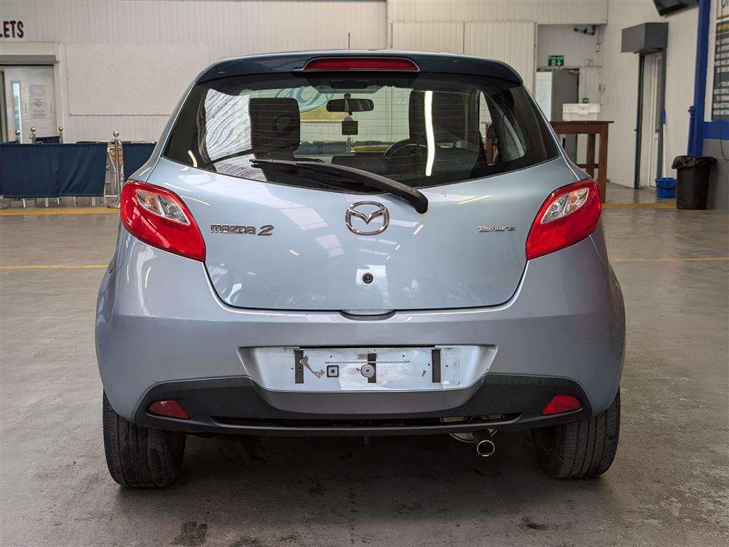 <p>2012 MAZDA 2 TAMURA</p>
