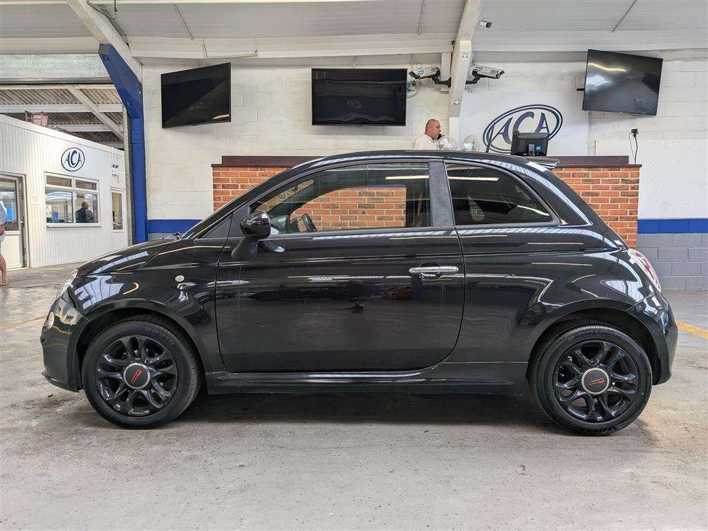 <p>2014 FIAT 500 S</p>