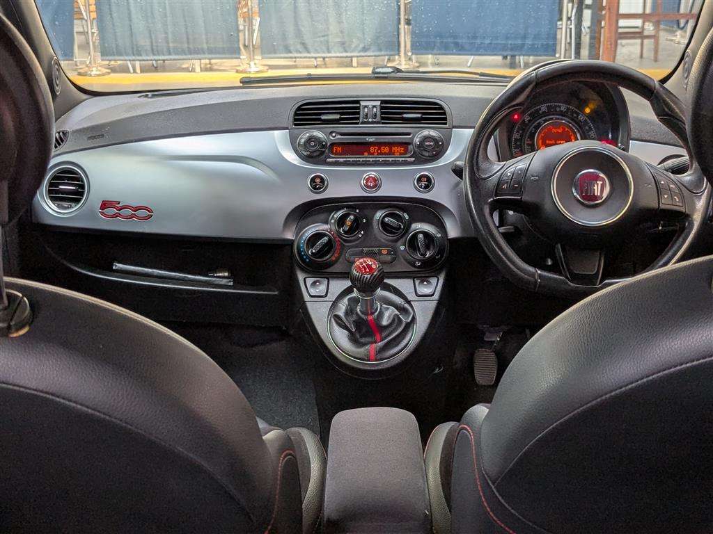 <p>2014 FIAT 500 S</p>