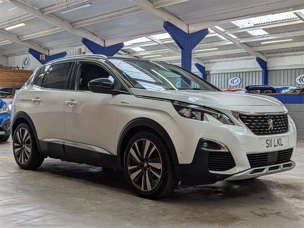 <p>2020 PEUGEOT 3008 GT S/S PHEV 4X4 AUTO</p>