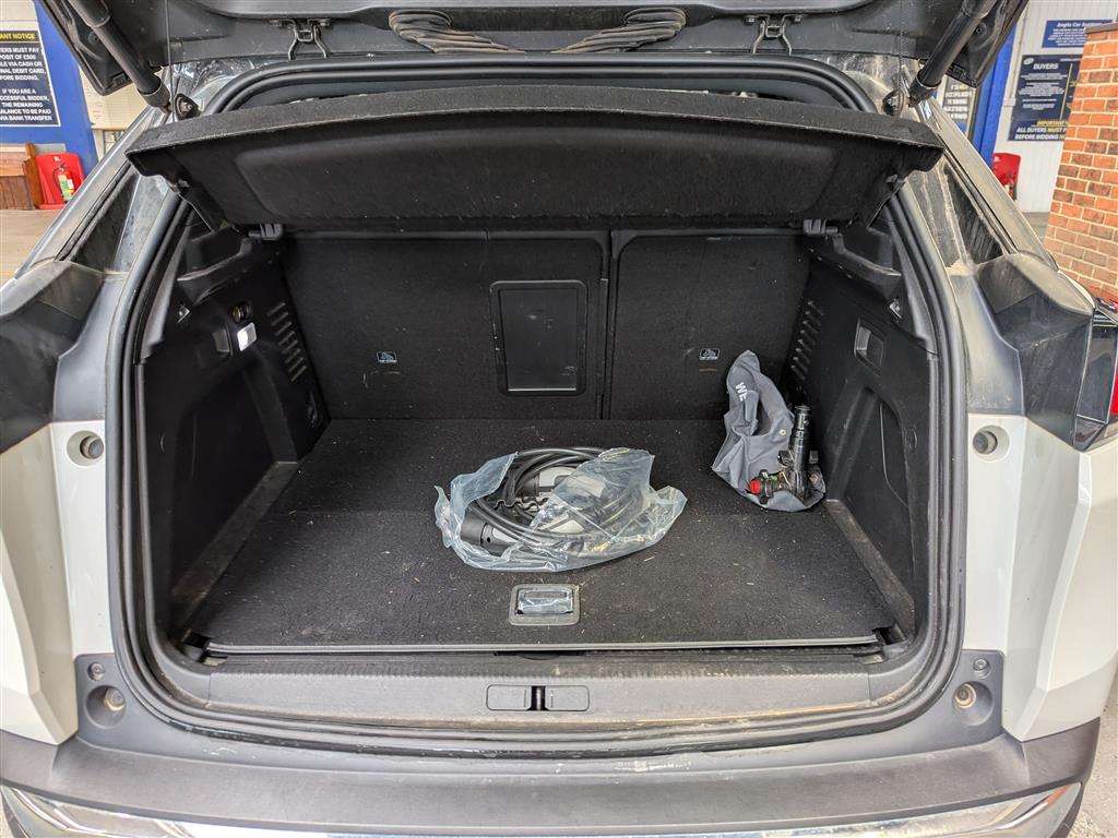 <p>2020 PEUGEOT 3008 GT S/S PHEV 4X4 AUTO</p>
