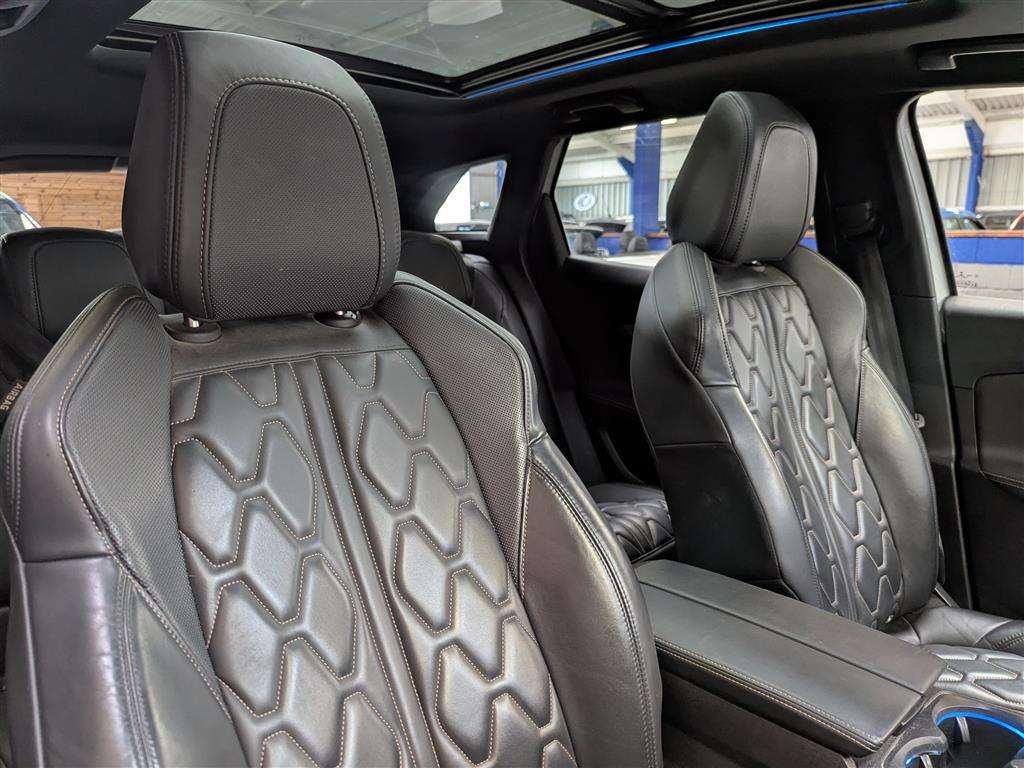 <p>2020 PEUGEOT 3008 GT S/S PHEV 4X4 AUTO</p>