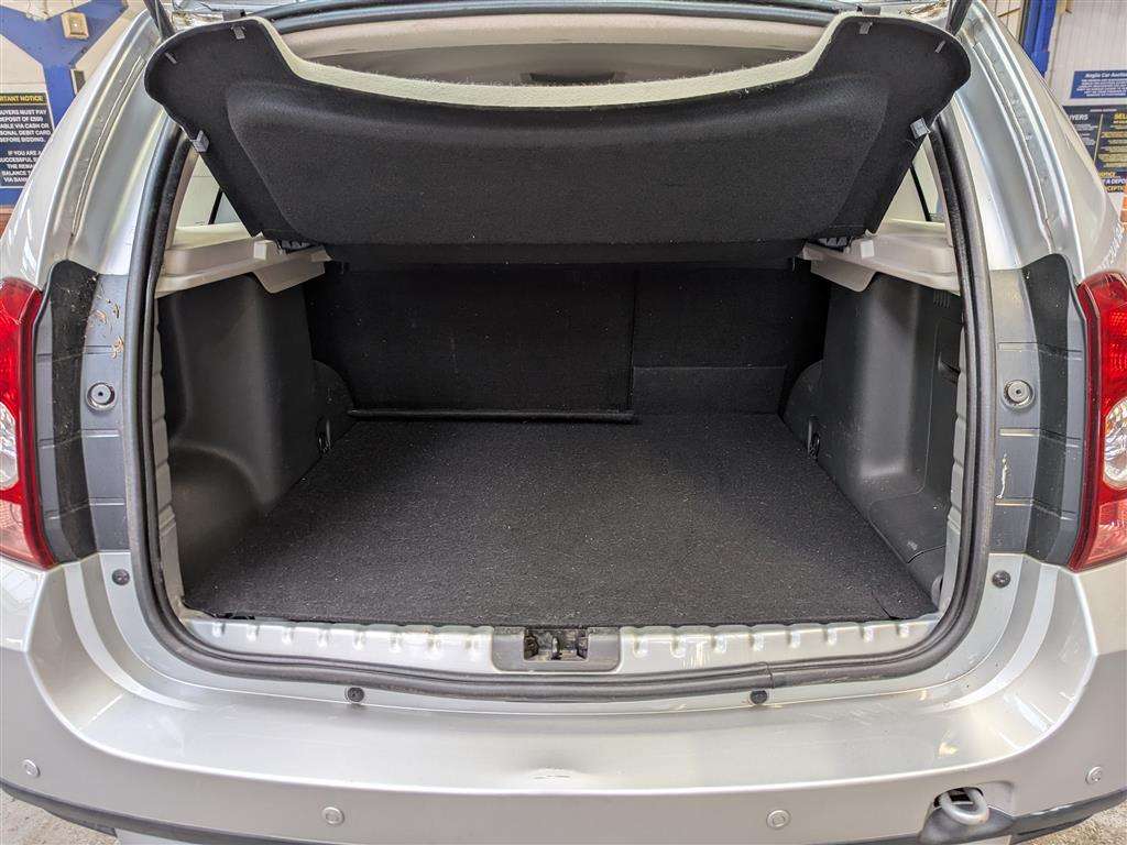 <p>2013 DACIA DUSTER LAUREATE DCI 4X4</p>