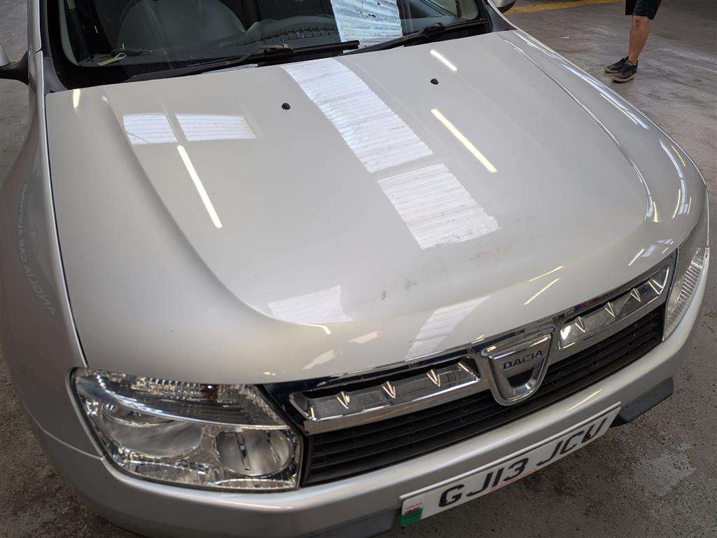 <p>2013 DACIA DUSTER LAUREATE DCI 4X4</p>