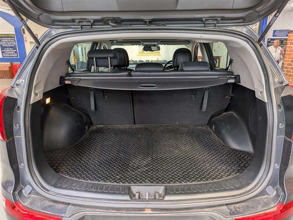 <p>2015 KIA SPORTAGE 4 ISG CRDI</p>