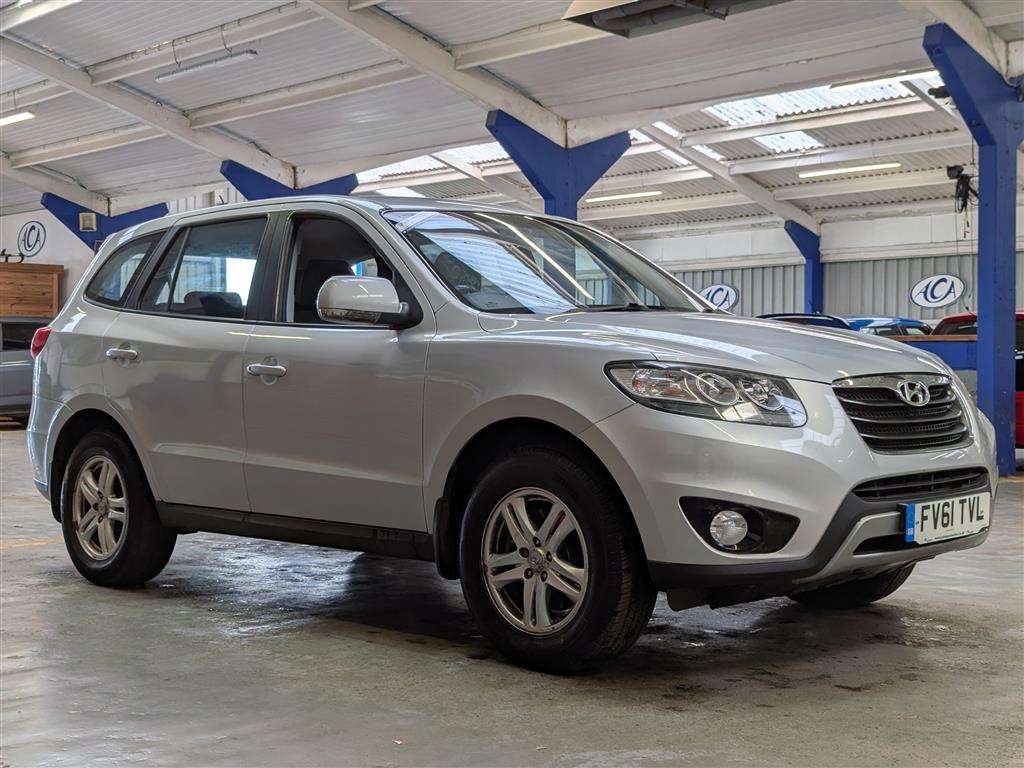 <p>2011 HYUNDAI SANTA FE STYLE CRDI</p>