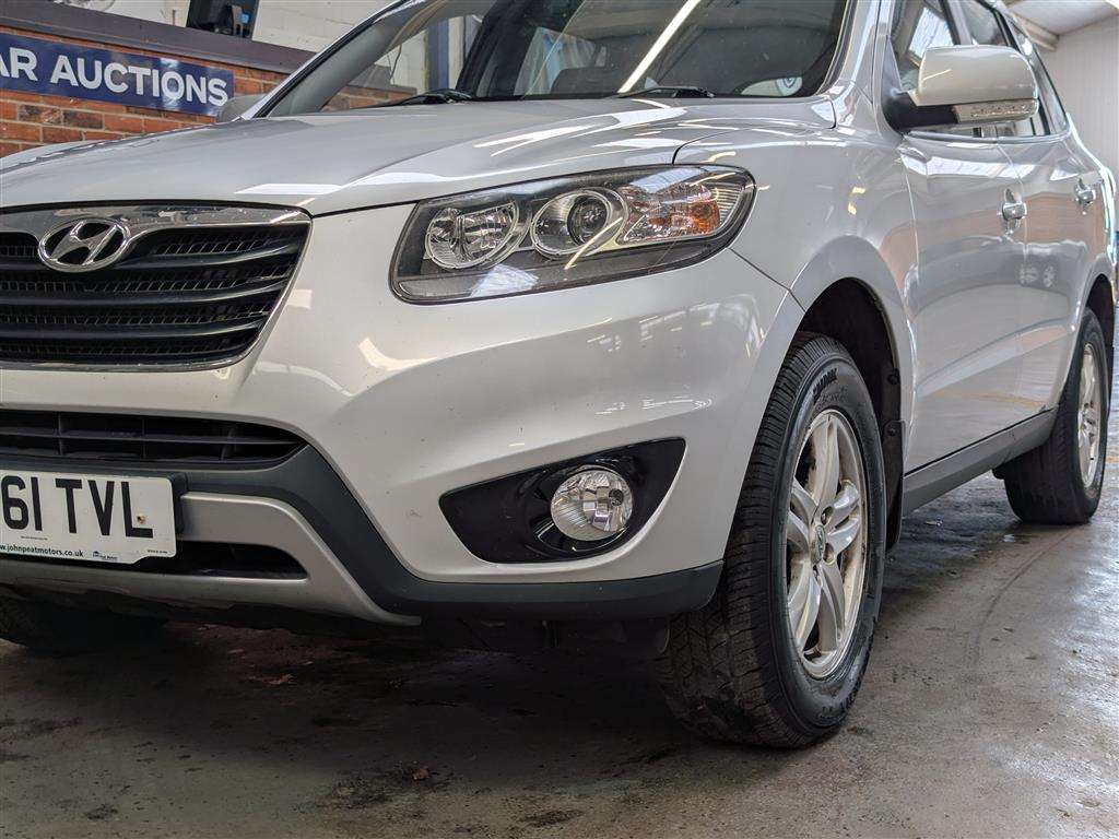 <p>2011 HYUNDAI SANTA FE STYLE CRDI</p>