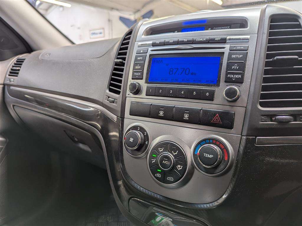 <p>2011 HYUNDAI SANTA FE STYLE CRDI</p>