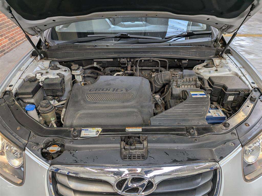 <p>2011 HYUNDAI SANTA FE STYLE CRDI</p>