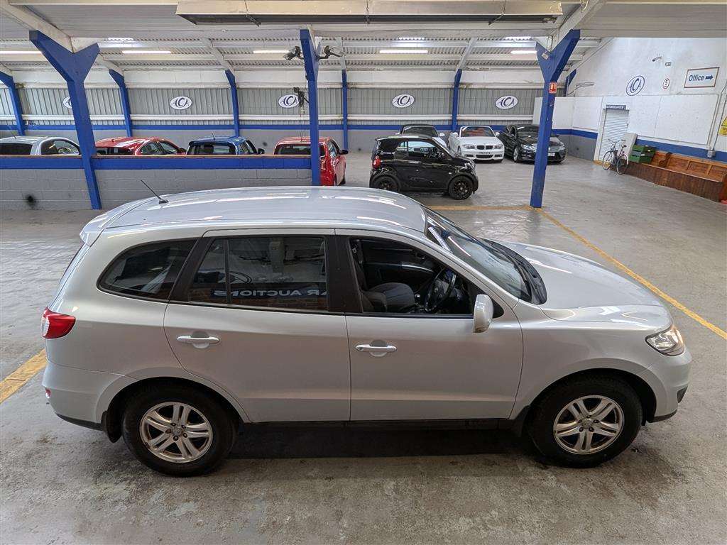 <p>2011 HYUNDAI SANTA FE STYLE CRDI</p>