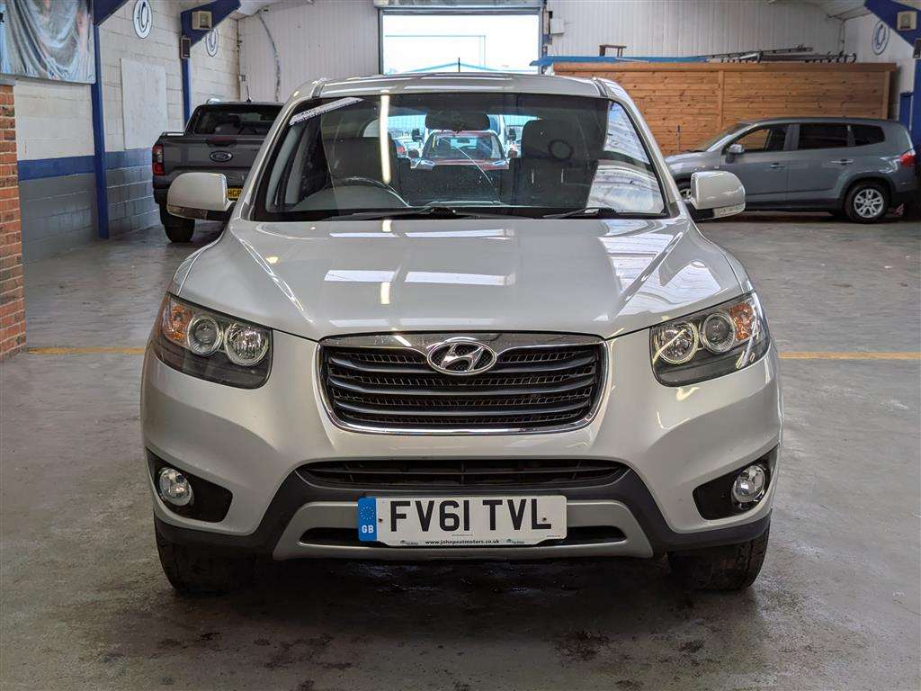 <p>2011 HYUNDAI SANTA FE STYLE CRDI</p>