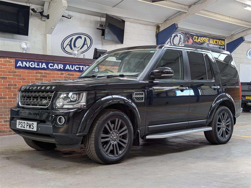 <p>2016 LAND ROVER DISCOVERY GRAPHITE SDV6 A</p>