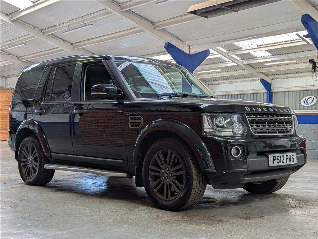 <p>2016 LAND ROVER DISCOVERY GRAPHITE SDV6 A</p>