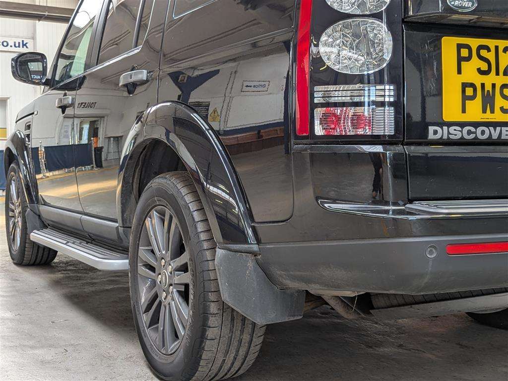 <p>2016 LAND ROVER DISCOVERY GRAPHITE SDV6 A</p>