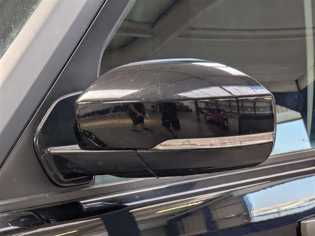 <p>2016 LAND ROVER DISCOVERY GRAPHITE SDV6 A</p>