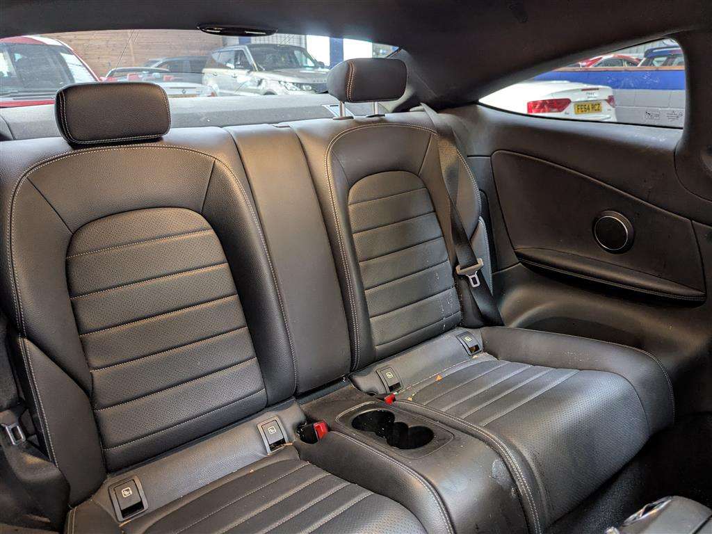 <p>2016 MERCEDES-BENZ C 250 AMG LINE PREMIUM D</p>