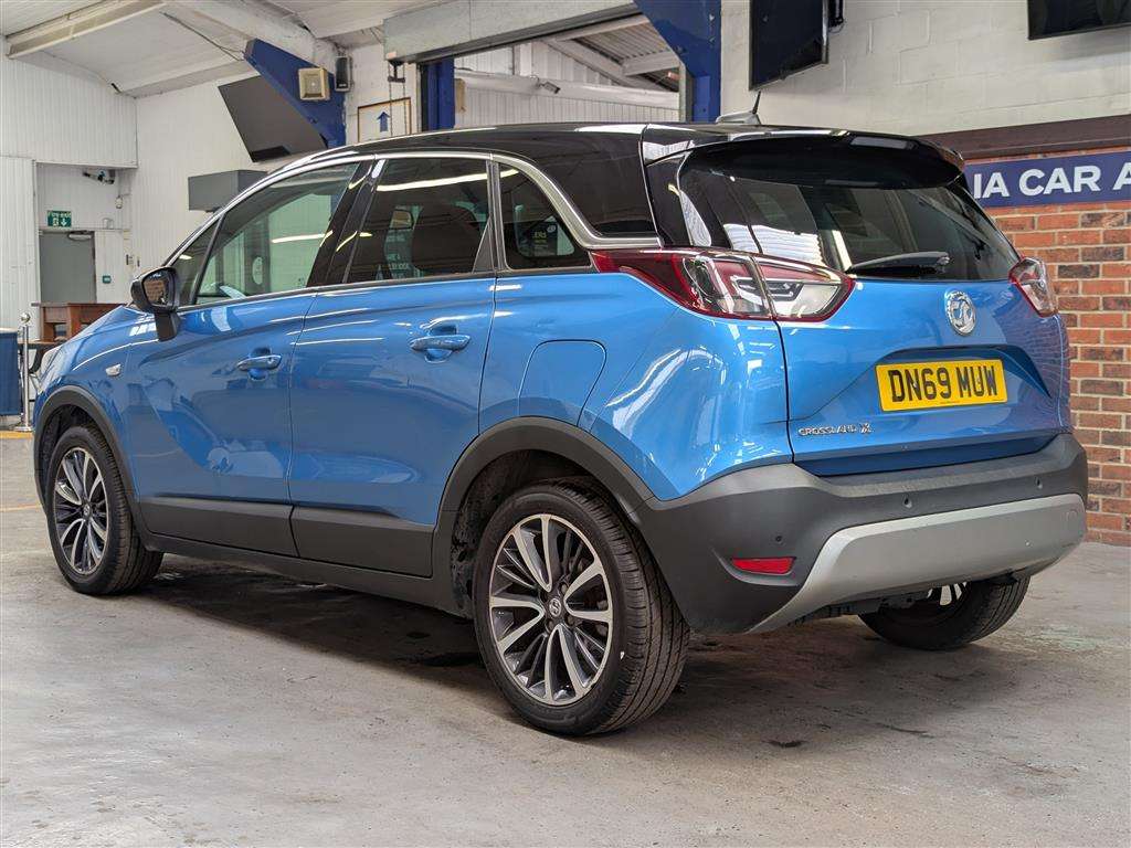 <p>2019 VAUXHALL CROSSLAND X ELITE TURBO D</p>