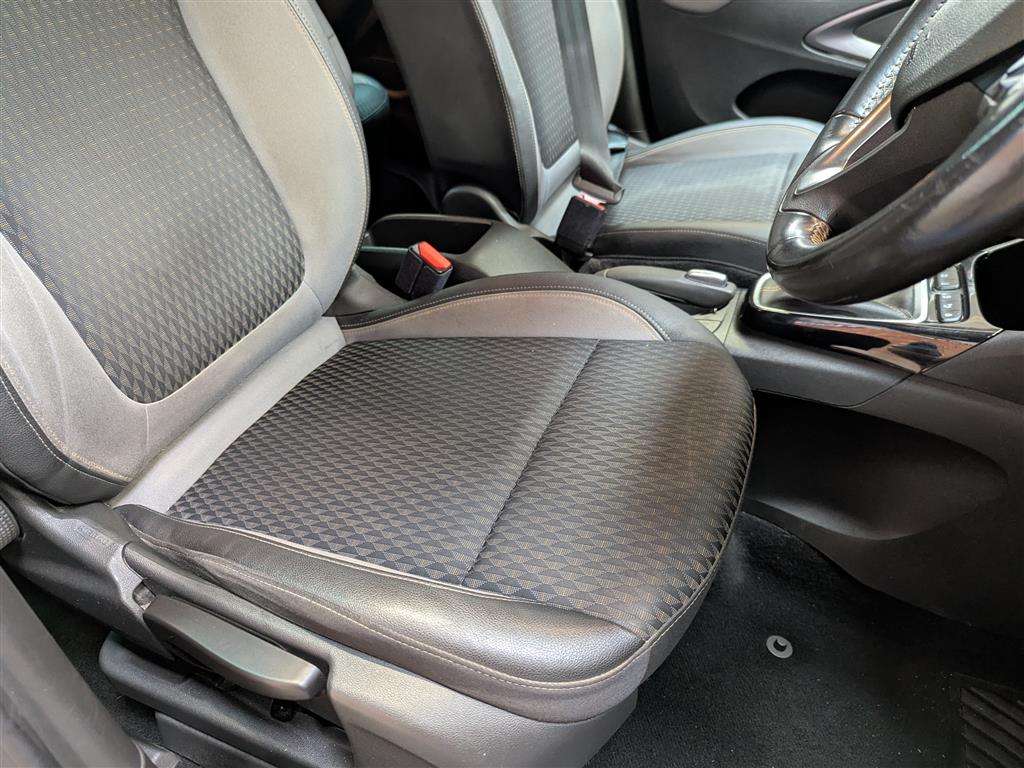 <p>2019 VAUXHALL CROSSLAND X ELITE TURBO D</p>