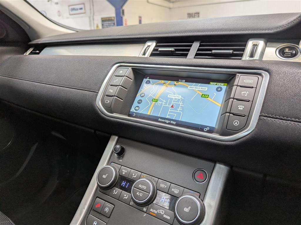 <p>2016 LAND ROVER R ROVER EVOQUE SE TECH TD</p>