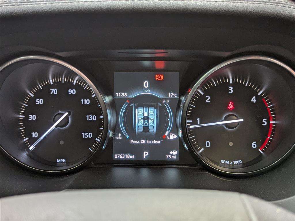 <p>2016 LAND ROVER R ROVER EVOQUE SE TECH TD</p>
