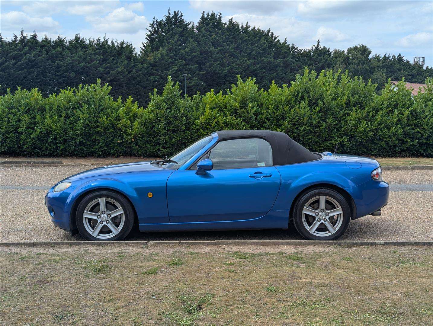<p>2007 MAZDA MX-5</p>