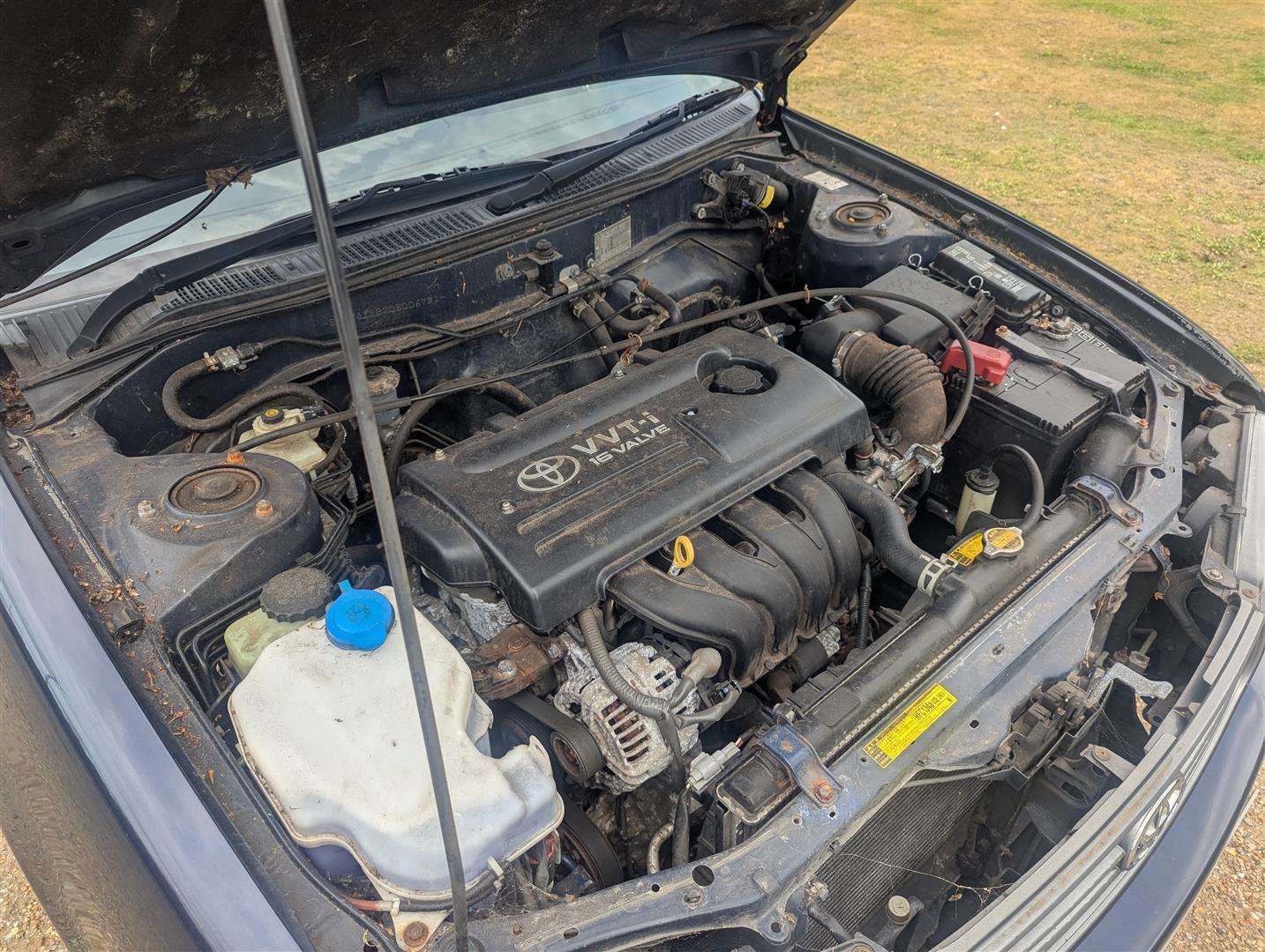 <p>2000 TOYOTA COROLLA VVTI GLS **SOLD</p>