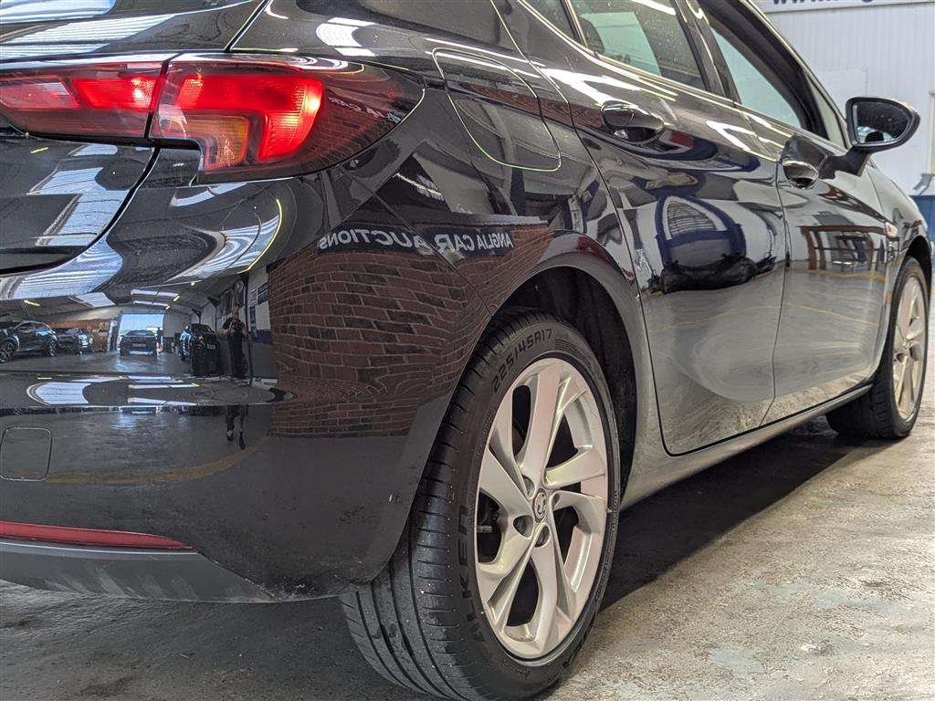 <p>2020 VAUXHALL ASTRA SRI TURBO</p>