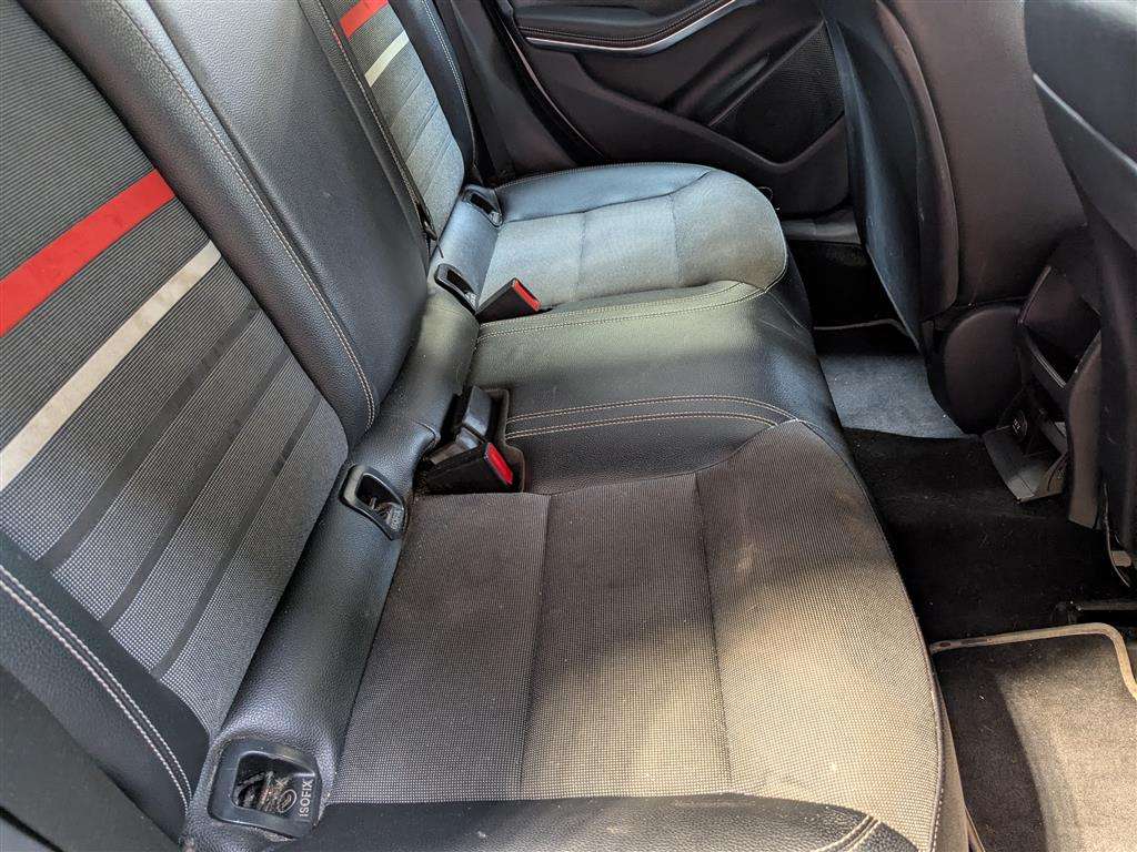 <p>2013 MERCEDES-BENZ A180 BLUEEFFICIENCY SE CD</p>