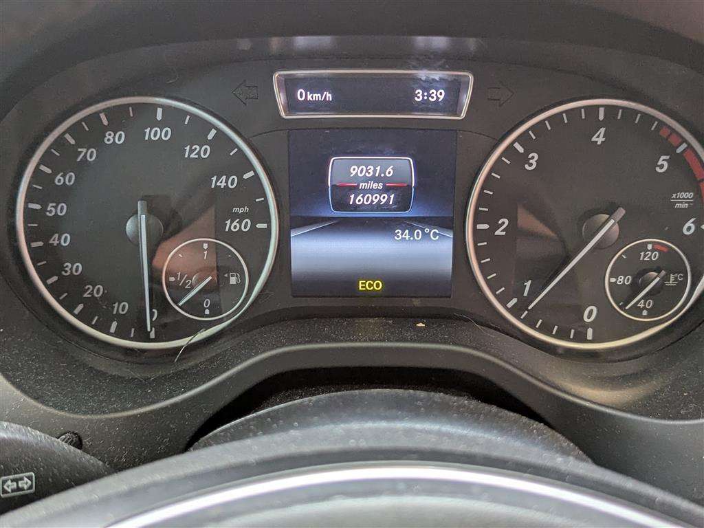 <p>2013 MERCEDES-BENZ A180 BLUEEFFICIENCY SE CD</p>