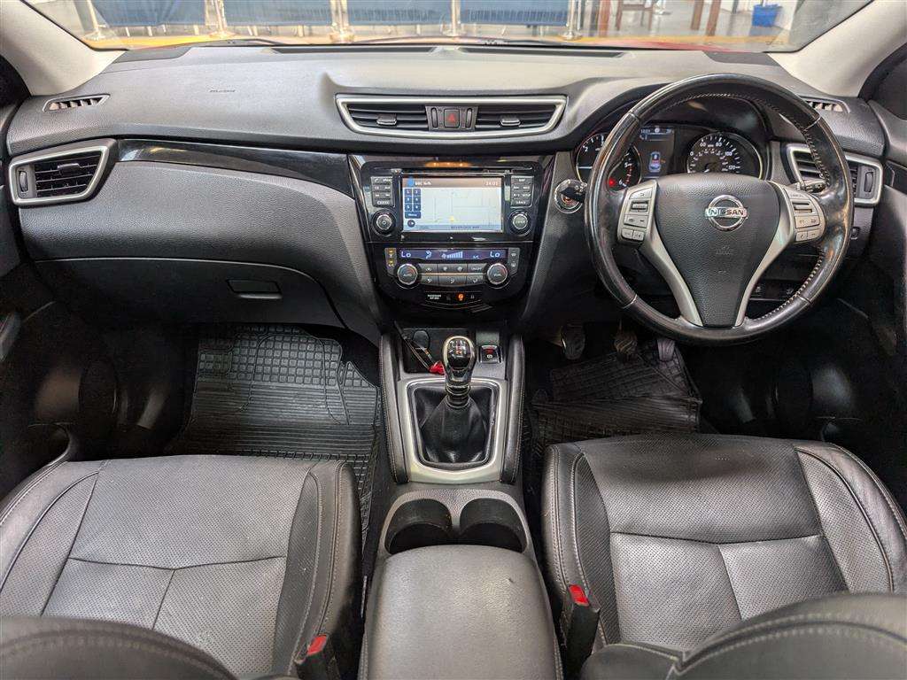 <p>2016 NISSAN QASHQAI TEKNA DCI</p>