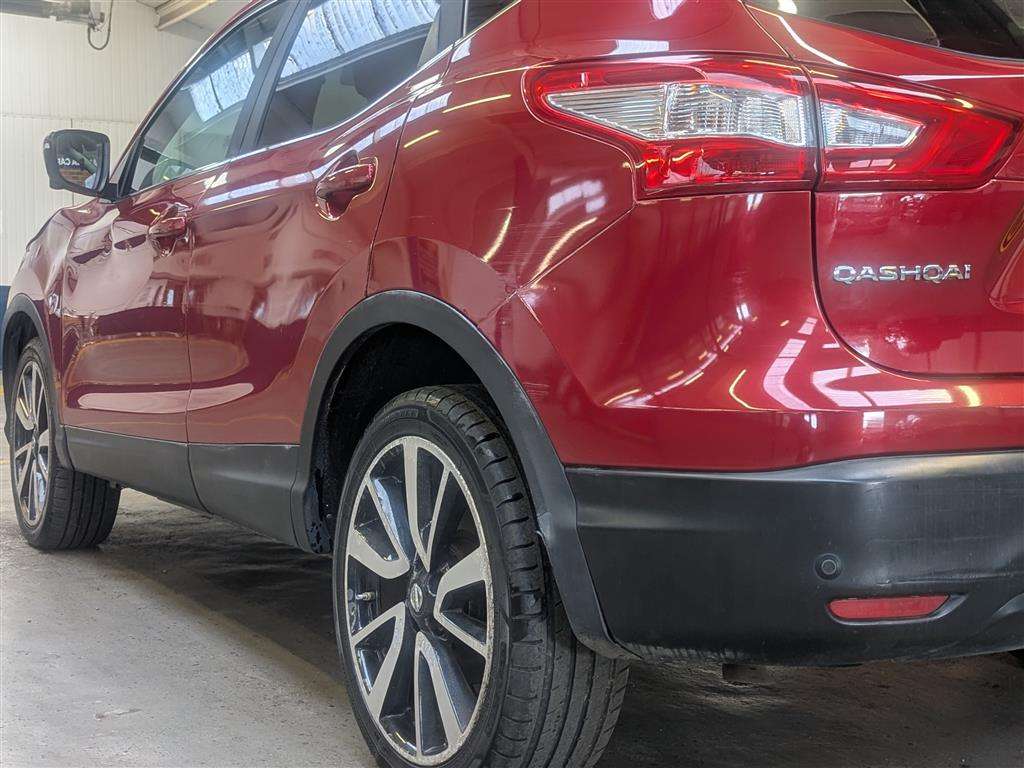 <p>2016 NISSAN QASHQAI TEKNA DCI</p>