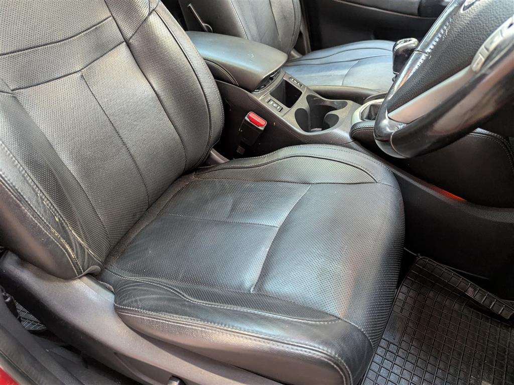 <p>2016 NISSAN QASHQAI TEKNA DCI</p>
