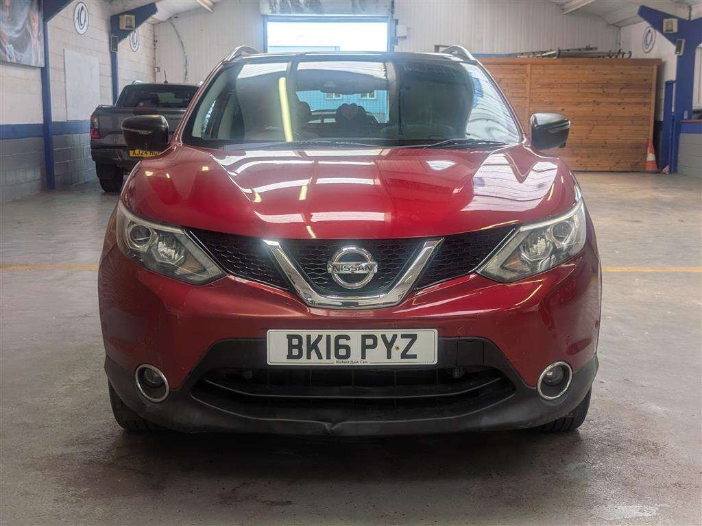 <p>2016 NISSAN QASHQAI TEKNA DCI</p>
