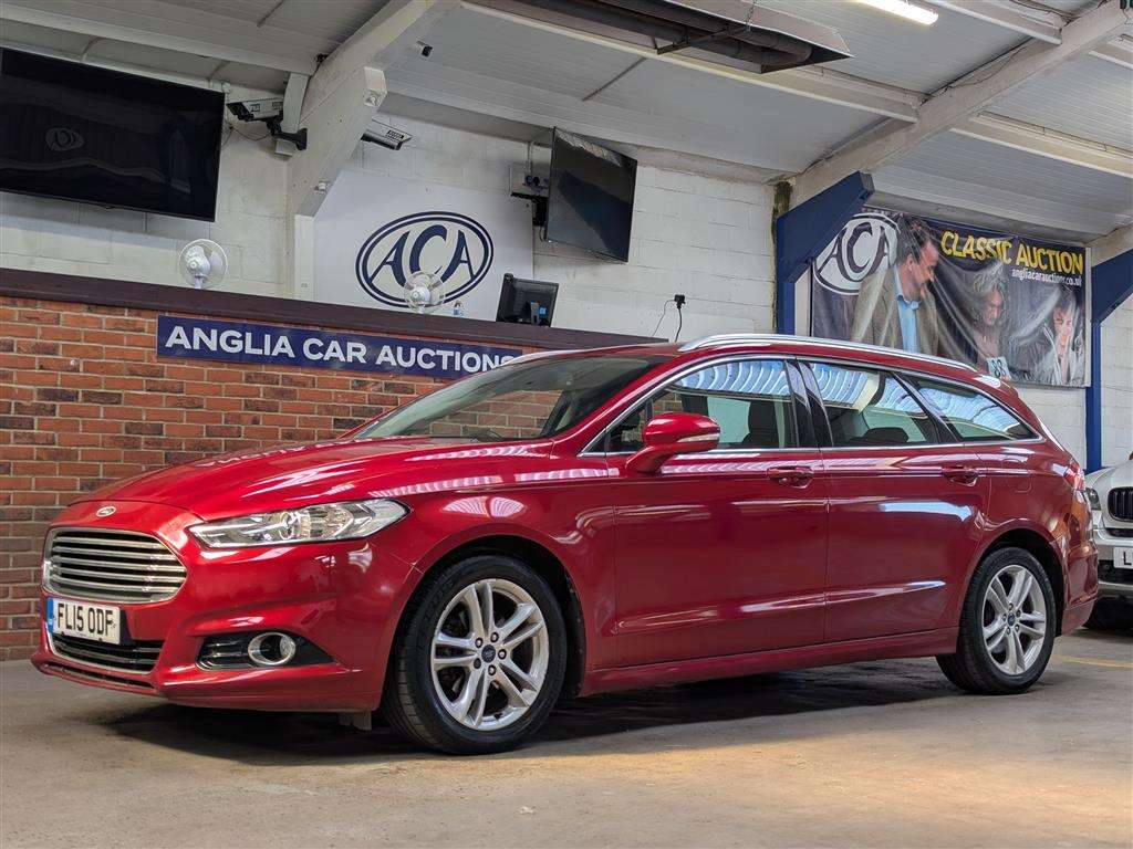 <p>2015 FORD MONDEO TITANIUM</p>
