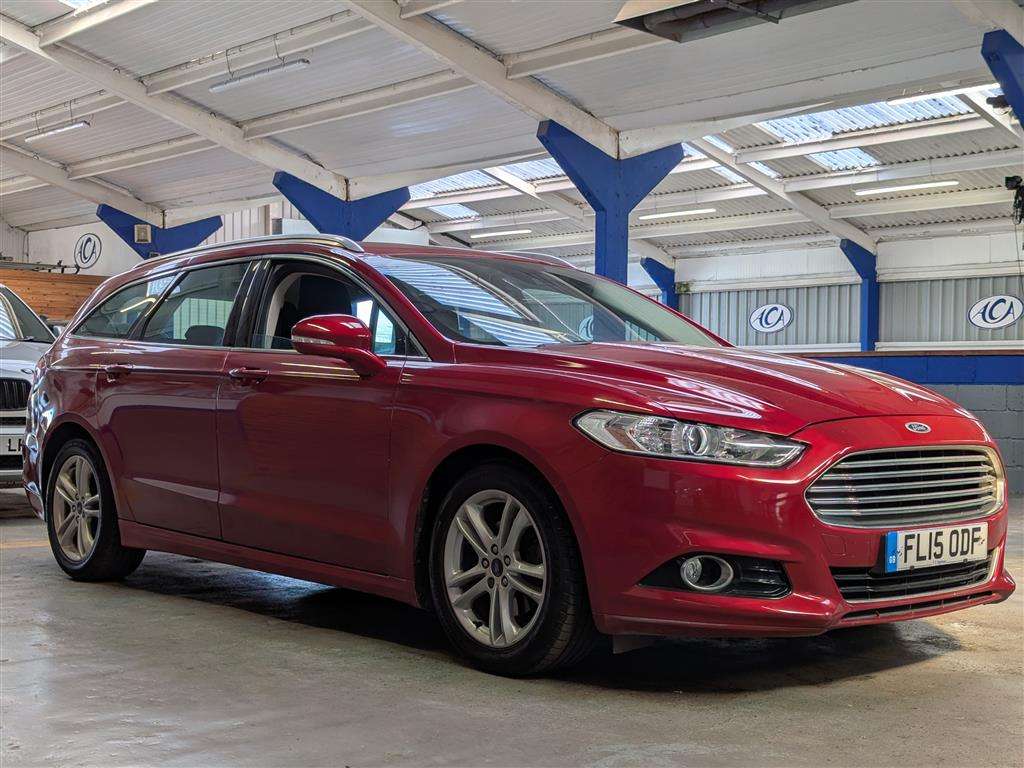 <p>2015 FORD MONDEO TITANIUM</p>