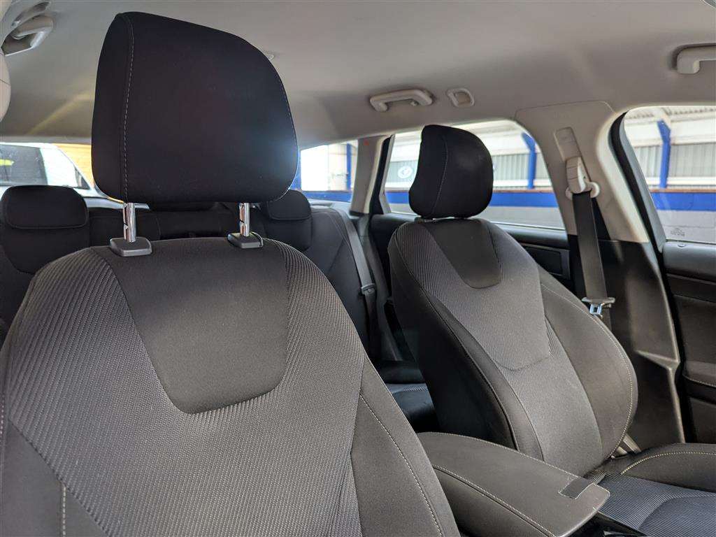 <p>2015 FORD MONDEO TITANIUM</p>