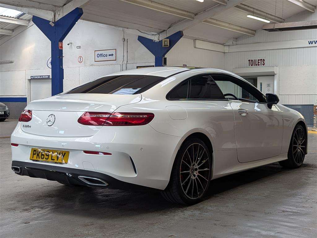 <p>2019 MERCEDES-BENZ E 220 D AMG LINE AUTO</p>