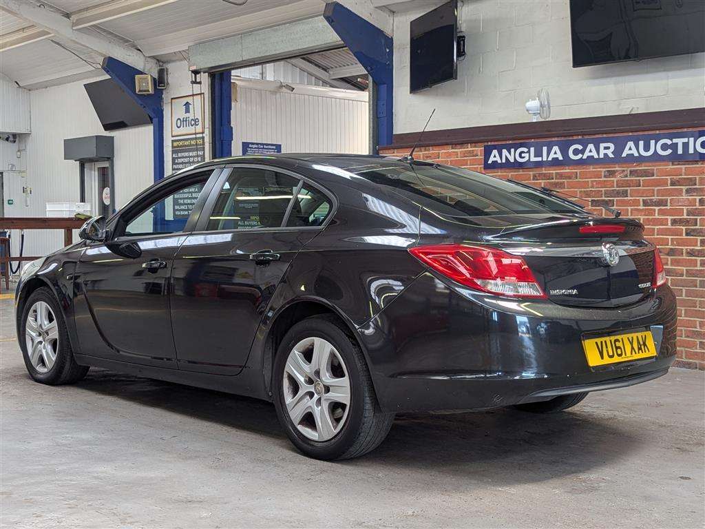 <p>2011 VAUXHALL INSIGNIA ES CDTI ECOFLEX</p>