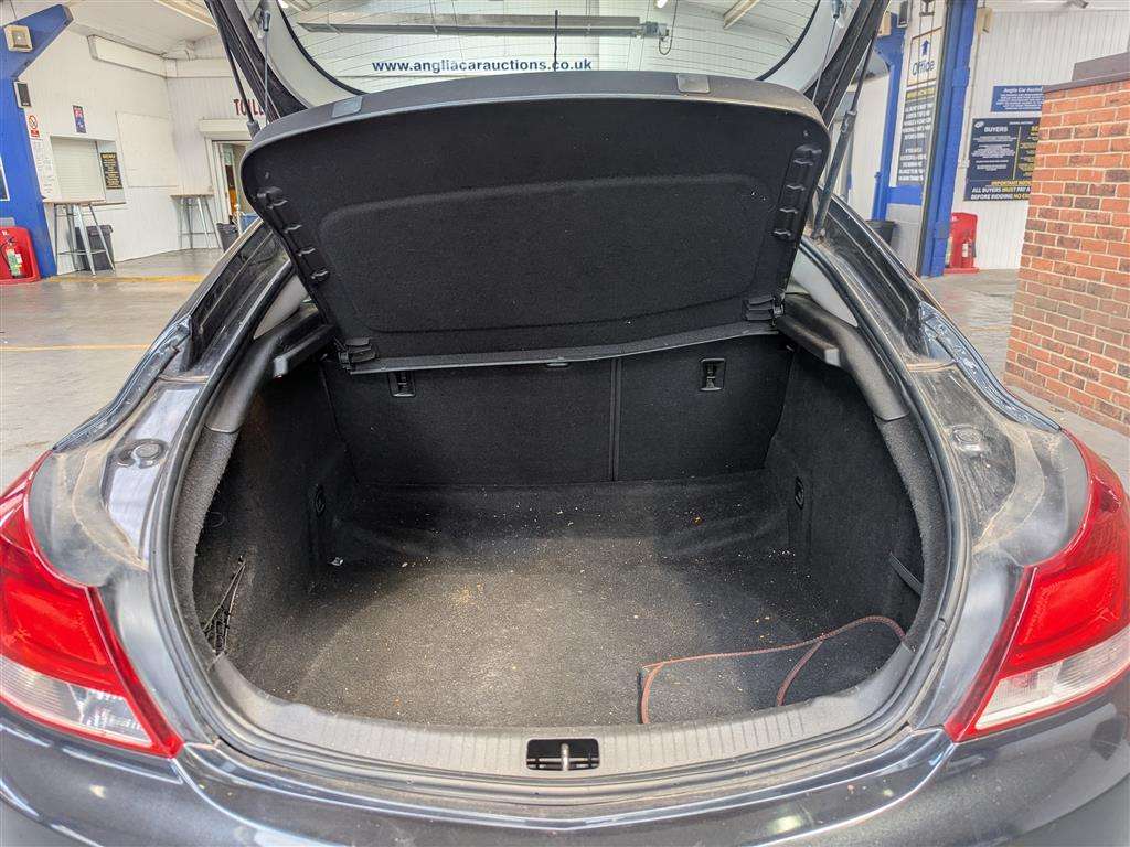 <p>2011 VAUXHALL INSIGNIA ES CDTI ECOFLEX</p>
