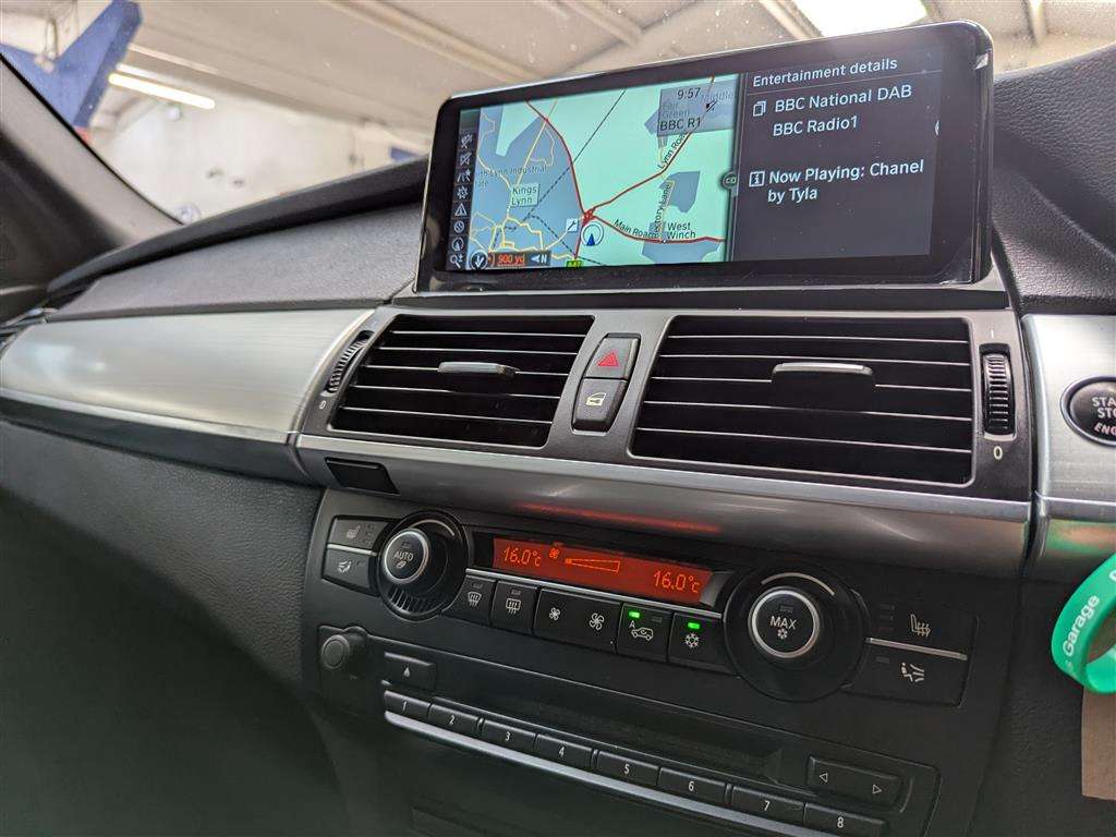 <p>2010 BMW X5 XDRIVE 30D MSPORT 7S A</p>