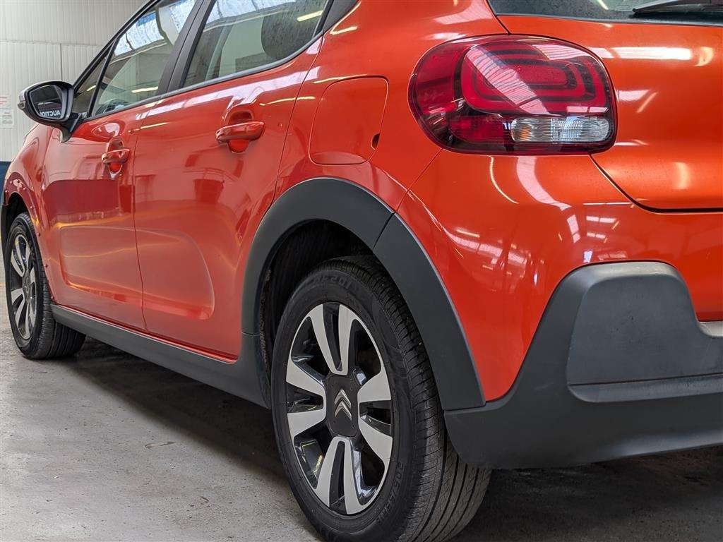 <p>2017 CITROEN C3 FEEL PURETECH</p>